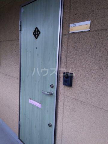 18/26 エントランス