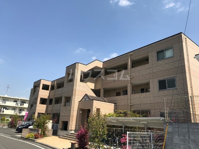 22/30 エントランス