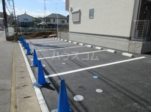 20/25 駐車場