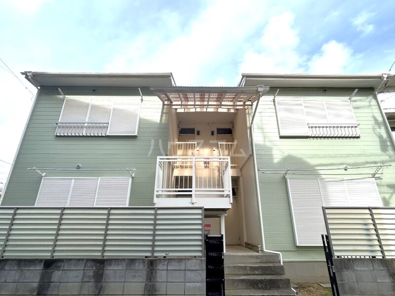 20/27 エントランス