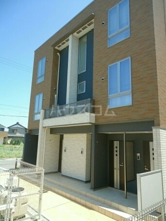 15/29 エントランス