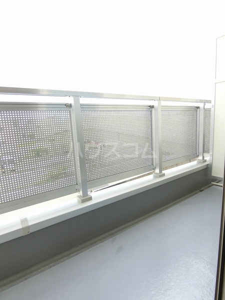 17/30 バルコニー