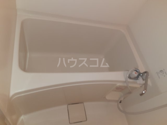 14/30 浴室
