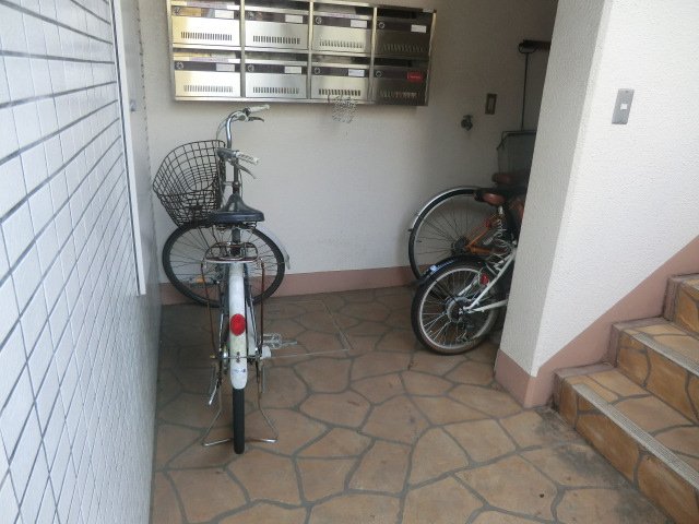 2/3 エントランス