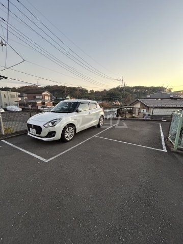 22/30 駐車場
