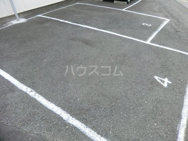 22/30 駐車場