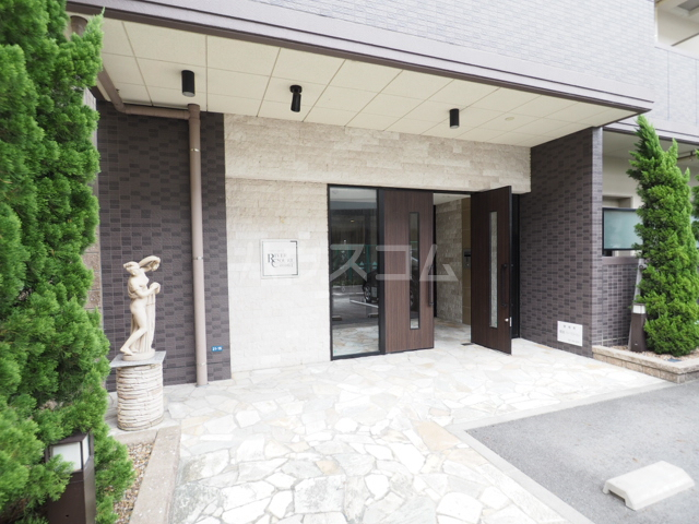 29/30 エントランス