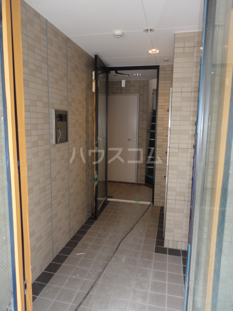 20/25 エントランス