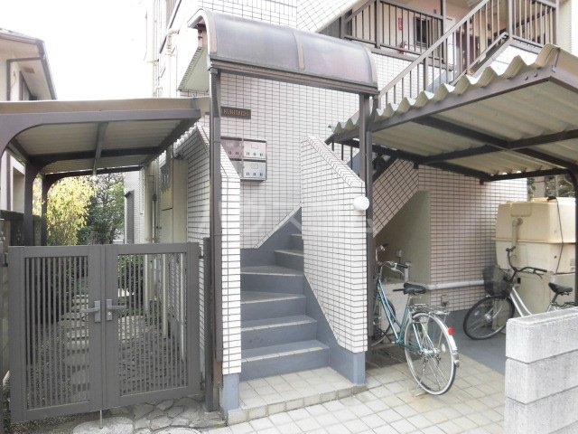 22/24 エントランス