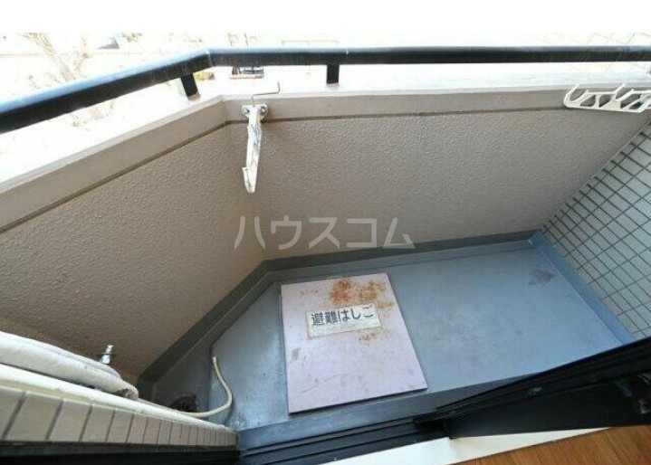 19/30 バルコニー