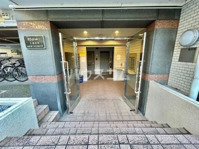 2/10 エントランス