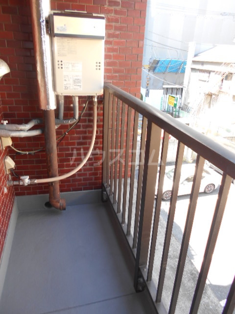 15/18 バルコニー