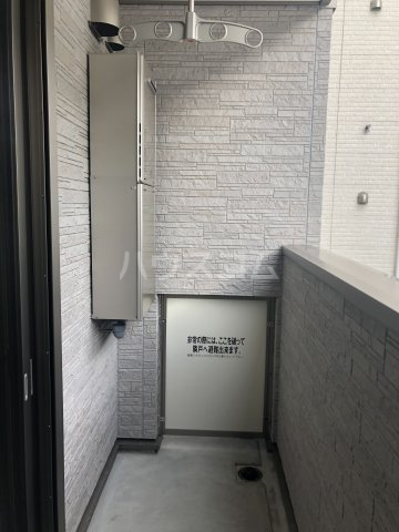 18/30 バルコニー