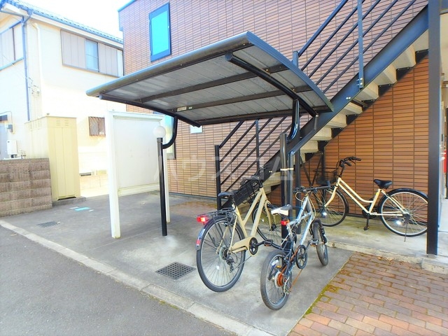 19/24 エントランス