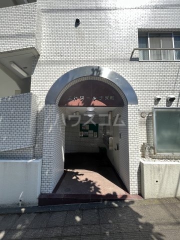 21/29 エントランス