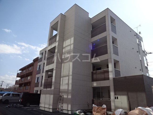 21/22 エントランス