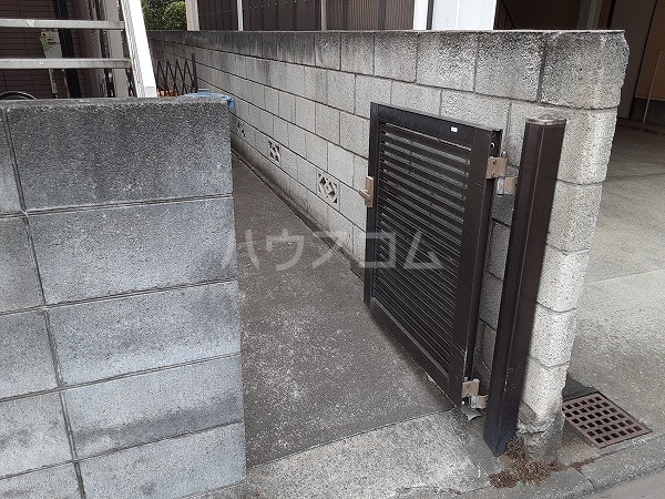 3/6 エントランス