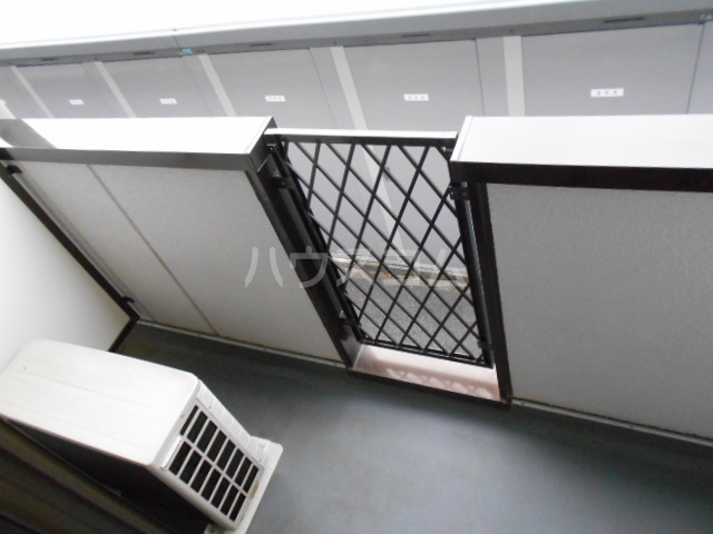 13/27 バルコニー