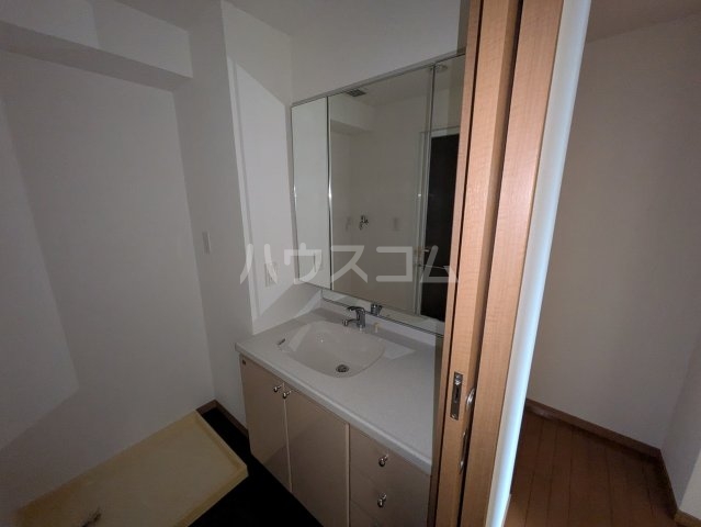 15/30 洗面