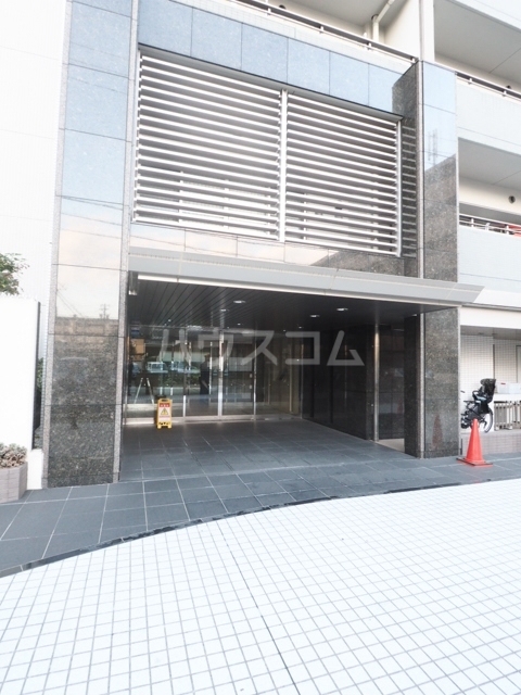 2/6 エントランス