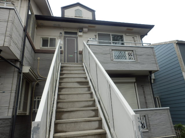 20/28 エントランス