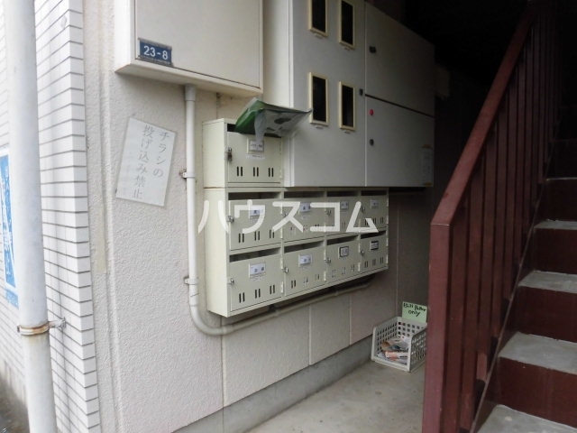 20/30 エントランス