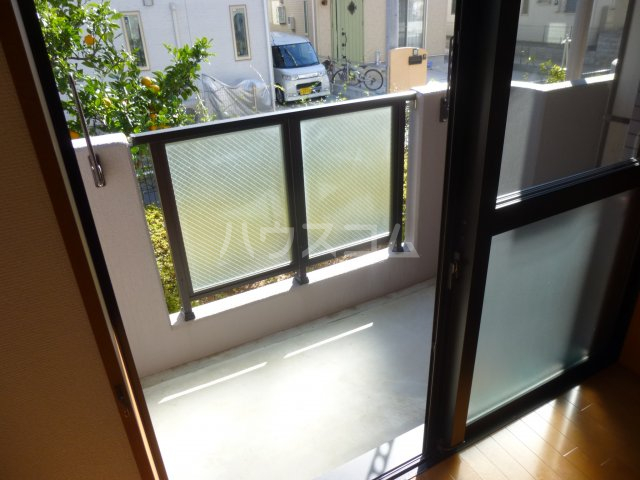17/27 バルコニー
