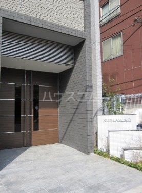 17/21 エントランス