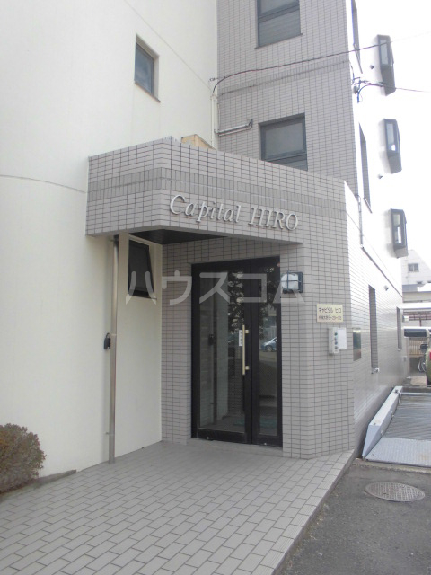 22/30 エントランス