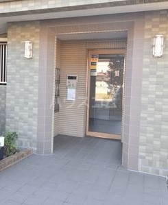 14/23 エントランス