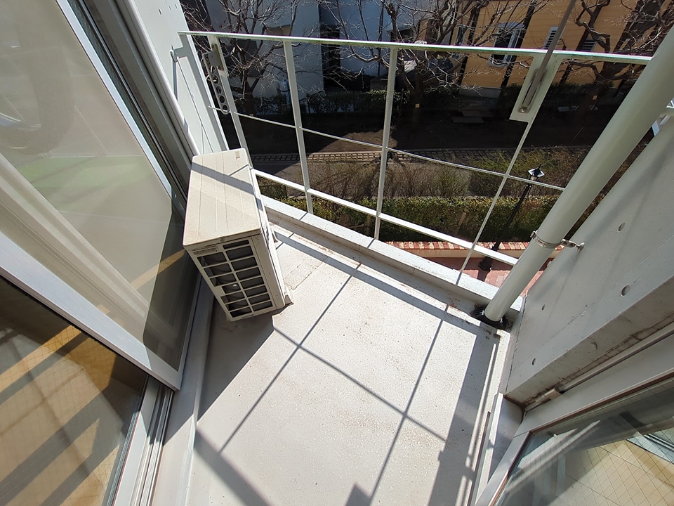 19/30 バルコニー