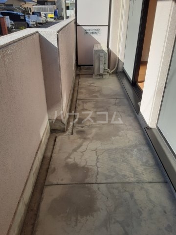 13/27 バルコニー