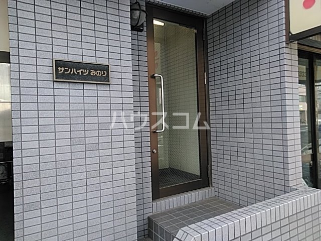 2/2 エントランス