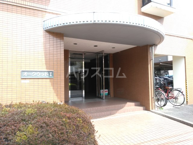 2/3 エントランス