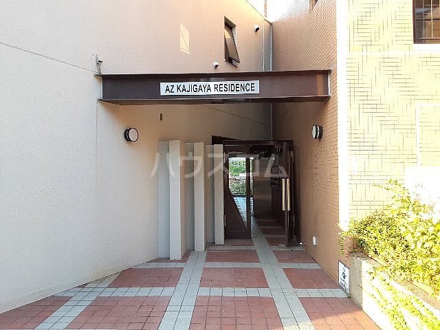 19/20 エントランス