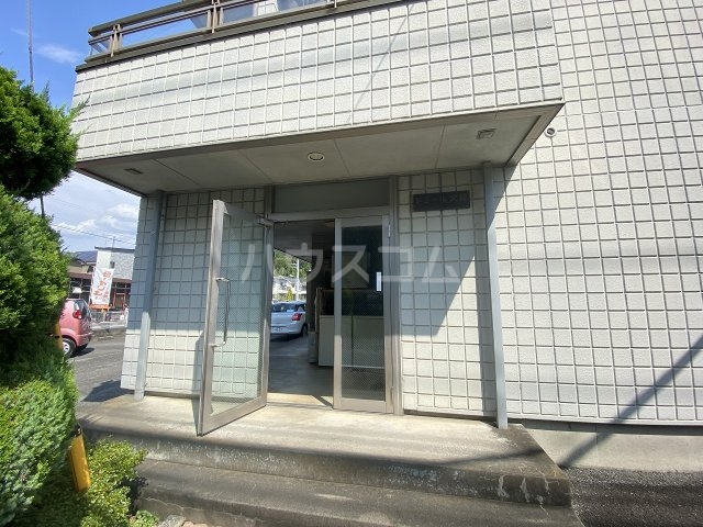 19/29 エントランス