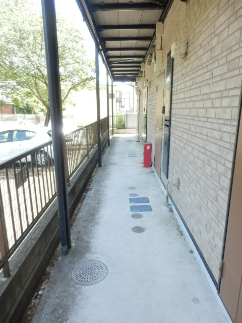 20/30 エントランス