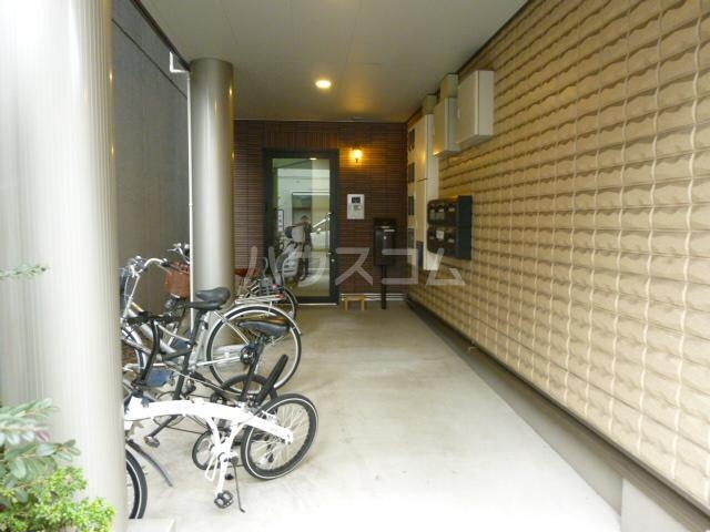 17/22 エントランス