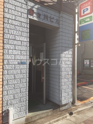 17/23 エントランス