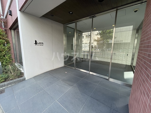 8/8 エントランス