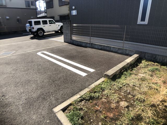 22/30 駐車場