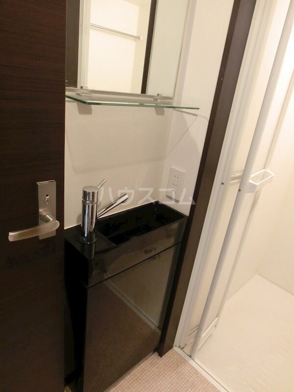 18/30 洗面