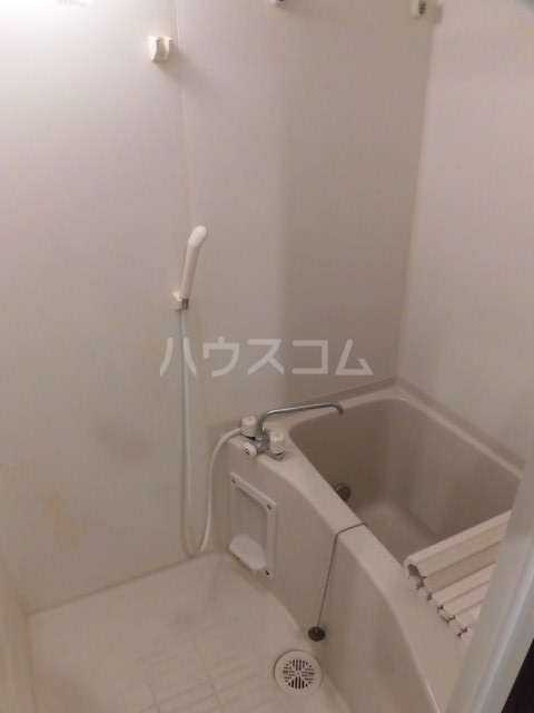 14/30 浴室