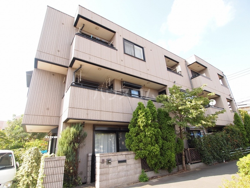 アジュール壱番館の外観