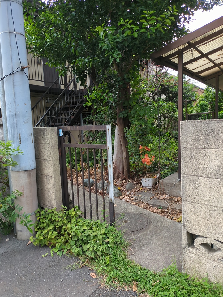 22/29 エントランス