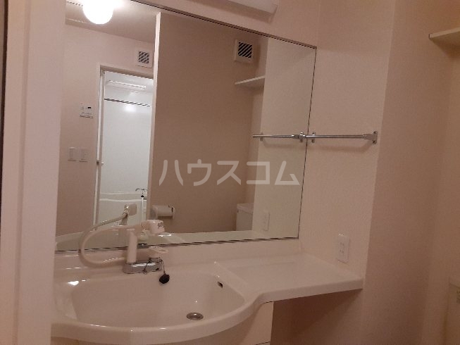 13/30 洗面
