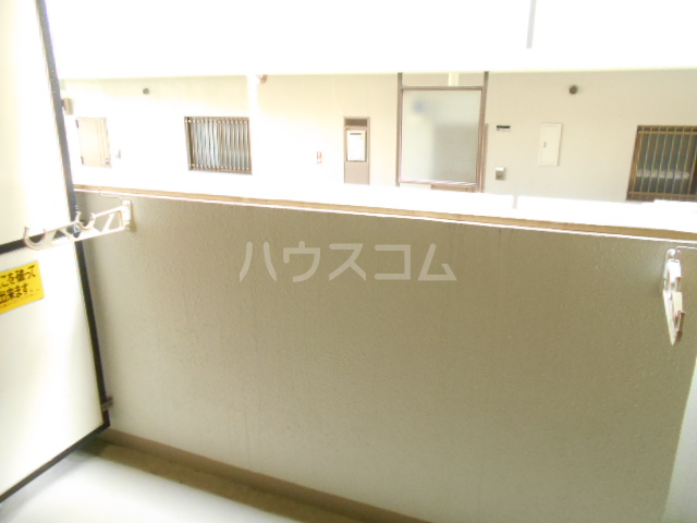 19/30 バルコニー