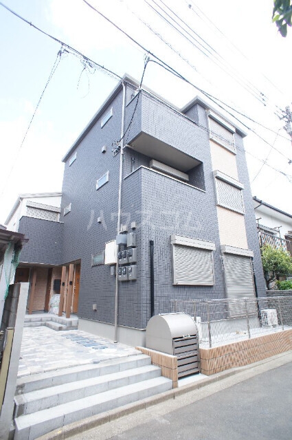 19/24 エントランス