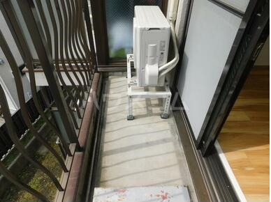 19/30 バルコニー