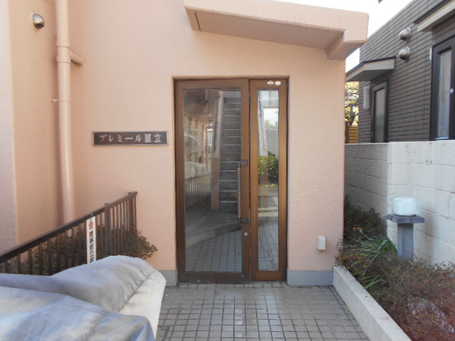 22/30 エントランス